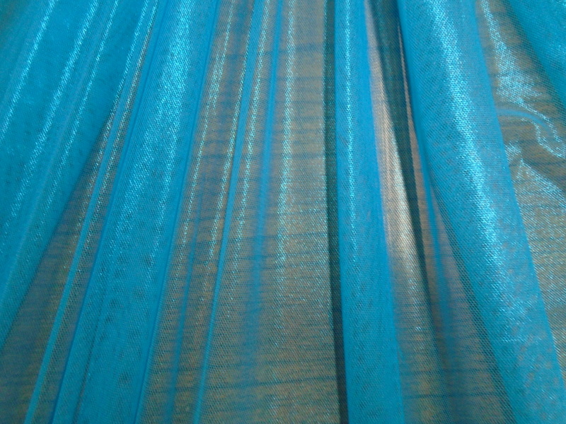 7.Turquoise Mesh With Titanium Foil